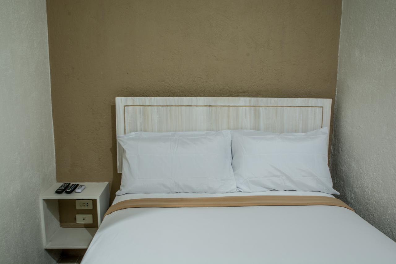 Hotel Avenija Olongapo Dış mekan fotoğraf